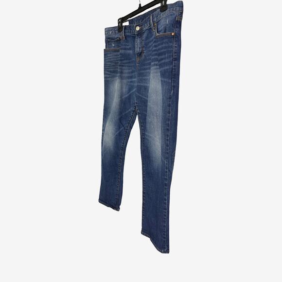 GAP 1969 Sexy Boyfriend Jeans Size 31 Medium Wash Relaxed Straight Leg - Picture 5 of 7